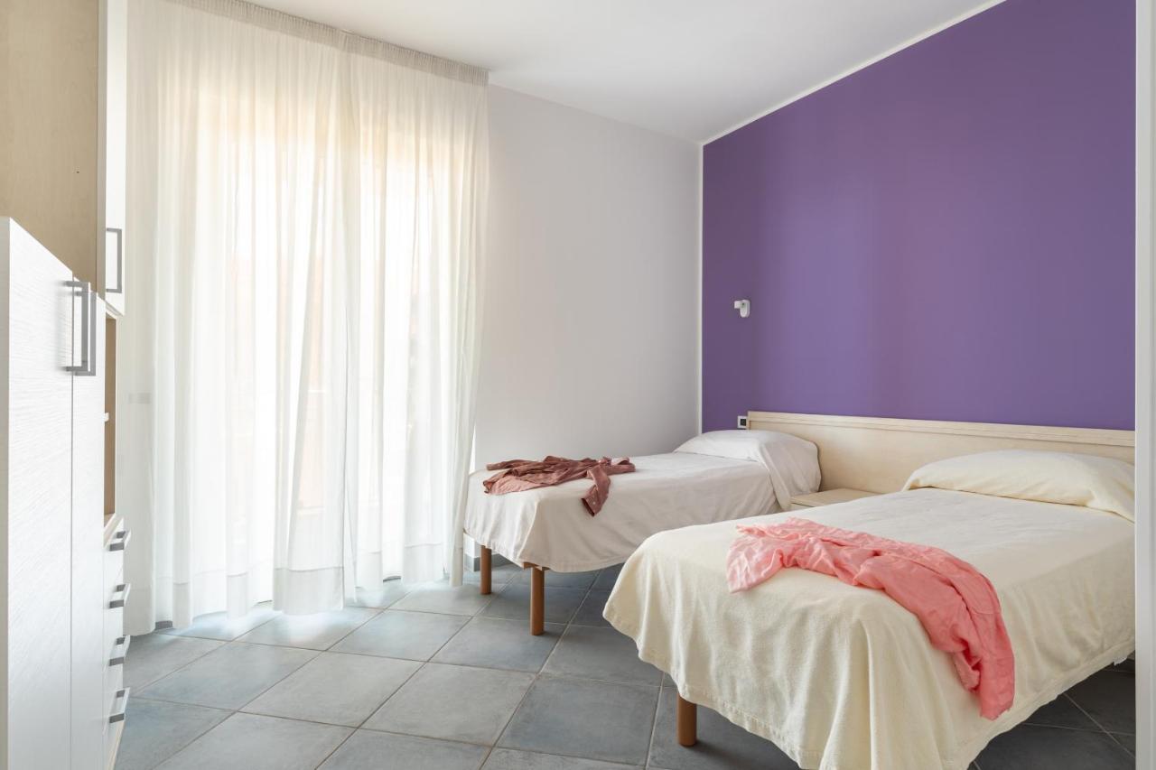 Terraces D'Orlando - Family Apartments With Sea View And Pool Capo dʼOrlando Eksteriør billede