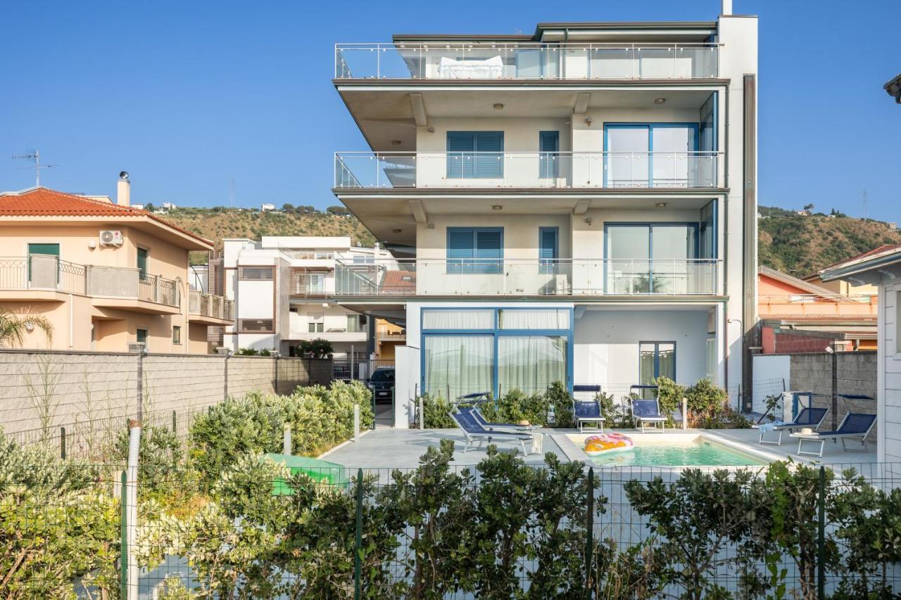 Terraces D'Orlando - Family Apartments With Sea View And Pool Capo dʼOrlando Eksteriør billede