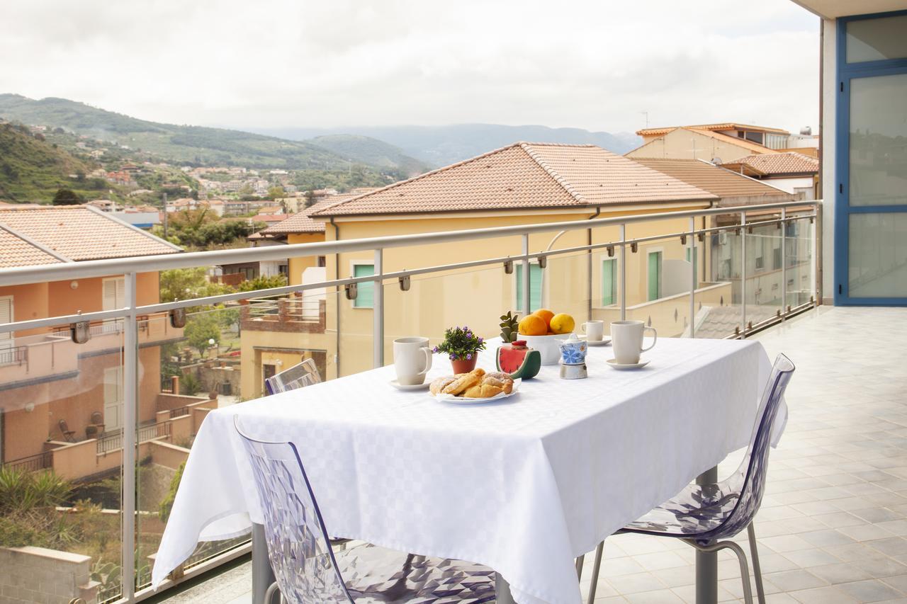 Terraces D'Orlando - Family Apartments With Sea View And Pool Capo dʼOrlando Eksteriør billede